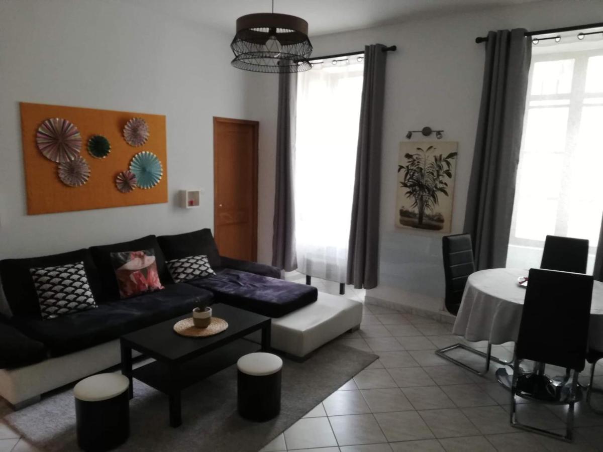 אורנג' Orange: Appartement Pratique Et Idealement Place מראה חיצוני תמונה