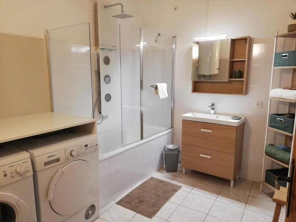 אורנג' Orange: Appartement Pratique Et Idealement Place מראה חיצוני תמונה