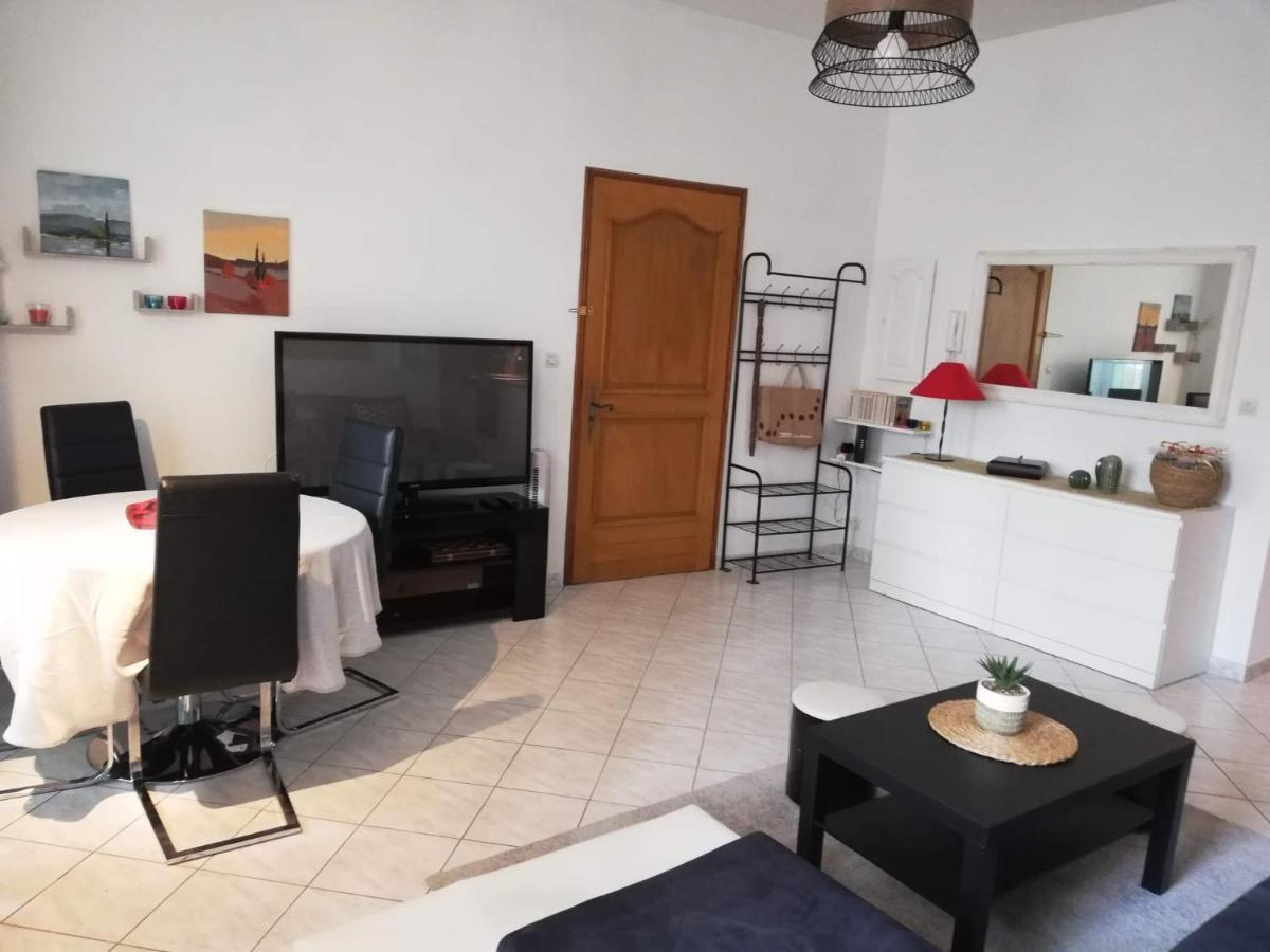 אורנג' Orange: Appartement Pratique Et Idealement Place מראה חיצוני תמונה